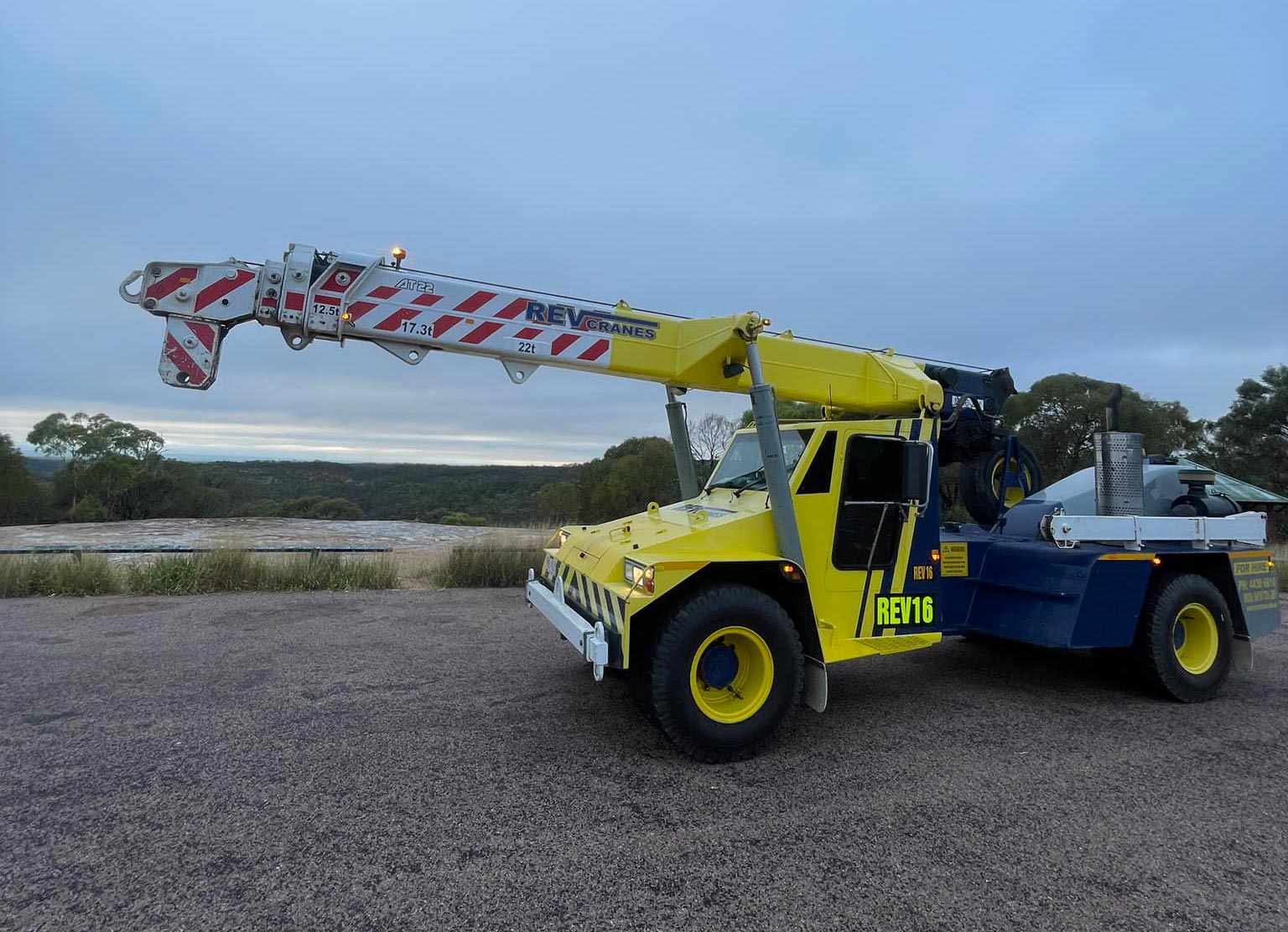 Parked Crane For Hire